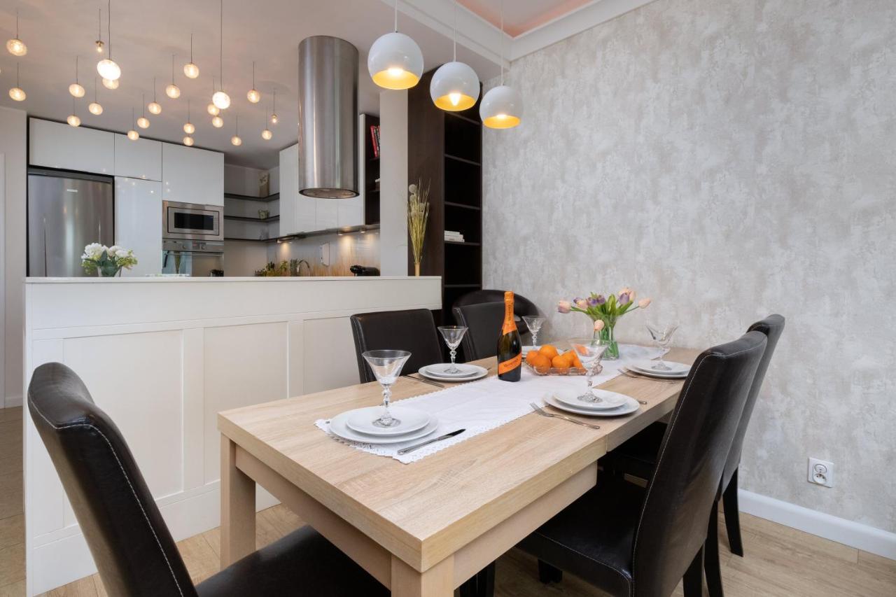 Ferienwohnung Family Apartament Mysliwska By Renters Danzig Exterior foto